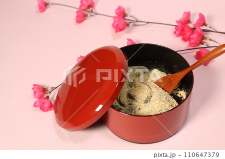 貴重な本わらび粉を使った本わらび餅 110647379