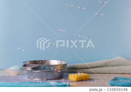 Metal basin for bathing, washcloth and soap Metal basin for bathing, washcloth and soap 110650146