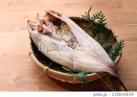 ほっけの開き 一夜干し 干物 ほっけの開き 一夜干し 干物 110650619