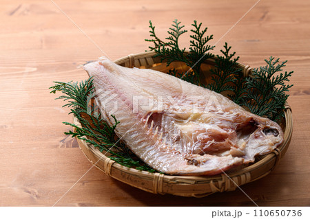 甘鯛の開き 一夜干し 甘鯛の開き 一夜干し 110650736