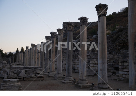 Buildings in the Ancient City of Ephesus, Ancient Buildings. Historical places. High quality photo Buildings in the Ancient City of Ephesus, Ancient Buildings. Historical places. High quality photo 110655411