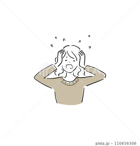 困って慌てふためく女性 困って慌てふためく女性 110656306