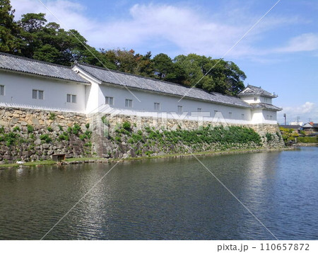 快晴の彦根城佐和山多聞櫓 快晴の彦根城佐和山多聞櫓 110657872