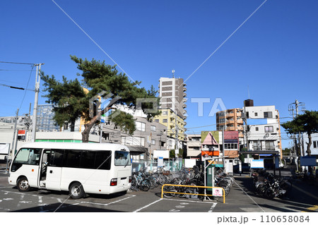 神奈川県大和市 小田急中央林間駅北口の街並み 神奈川県大和市 小田急中央林間駅北口の街並み 110658084