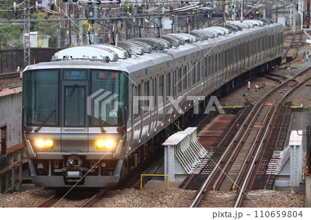 ［A］東海道本線223系：新快速列車（琵琶湖線直通） 110659804