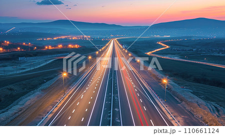 高速道路 110661124