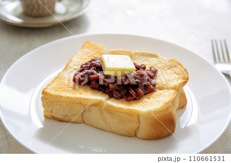 あんトースト、小倉餡とバターのトースト、名古屋飯 110661531