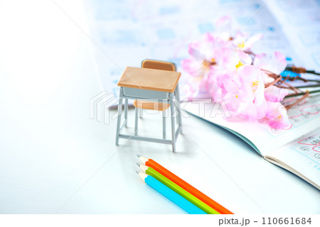 教育、勉強イメージ 110661684