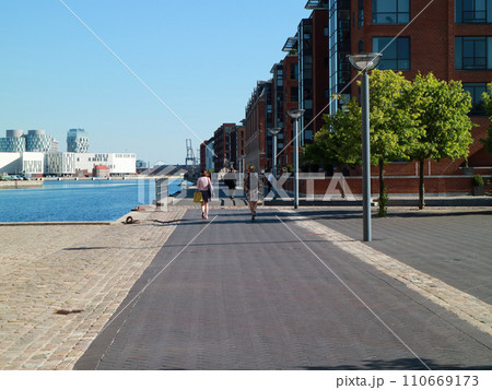 コペンハーゲンの美しい港湾風景 コペンハーゲンの美しい港湾風景 110669173