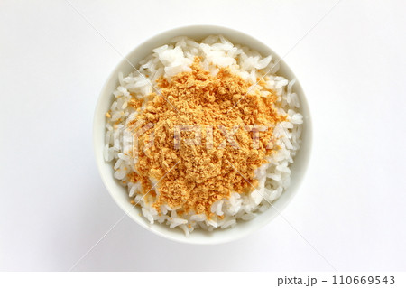 きな粉をかけたご飯 きな粉ご飯 きな粉をかけたご飯 きな粉ご飯 110669543