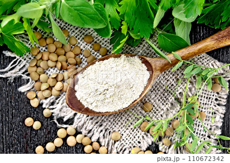 Flour lentil in spoon on board top Flour lentil in spoon on board top 110672342