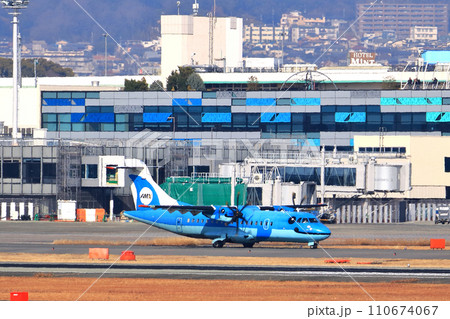 大阪国際空港　AMX　天草エアライン　離陸態勢 110674067