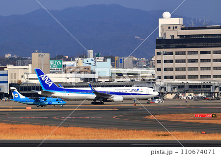 大阪国際空港　AMX　天草エアライン　離陸態勢 110674071