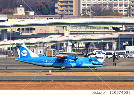 大阪国際空港　AMX　天草エアライン　離陸態勢 110674085