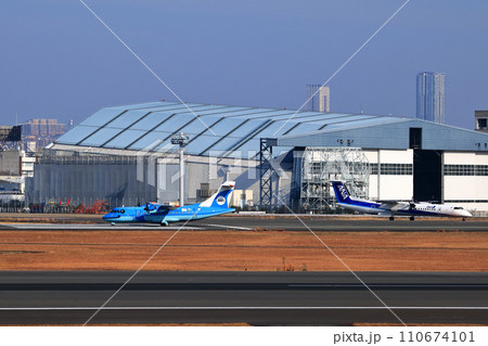大阪国際空港 AMX 天草エアライン 離陸態勢 大阪国際空港 AMX 天草エアライン 離陸態勢 110674101