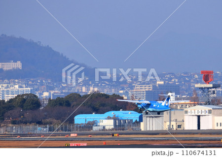 大阪国際空港 AMX 天草エアライン 離陸態勢 大阪国際空港 AMX 天草エアライン 離陸態勢 110674131