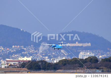 大阪国際空港 AMX 天草エアライン 離陸態勢 大阪国際空港 AMX 天草エアライン 離陸態勢 110674141