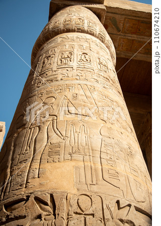 エジプトのルクソールにあるカルナック神殿とても美しい風景 110674210