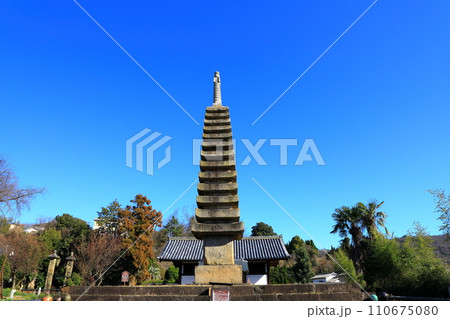 般若寺 十三重石宝塔 般若寺 十三重石宝塔 110675080