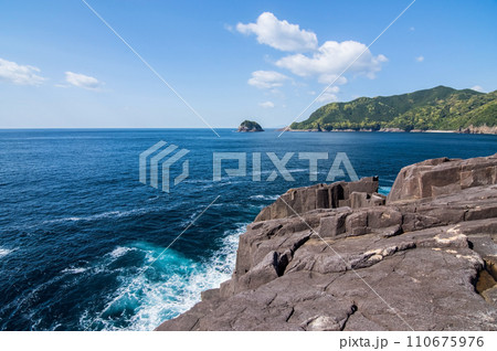 《熊野灘の絶景》楯ヶ崎園地・千畳敷 110675976