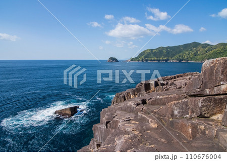 《熊野灘の絶景》楯ヶ崎園地・千畳敷 《熊野灘の絶景》楯ヶ崎園地・千畳敷 110676004