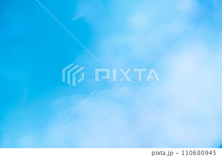ファンシーな空のイメージ　背景素材 110680945