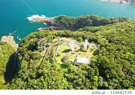 宮崎県日向市の細島灯台 110682339