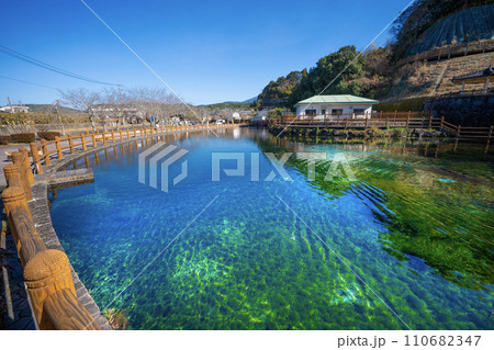 霧島山麓丸池湧水 霧島山麓丸池湧水 110682347