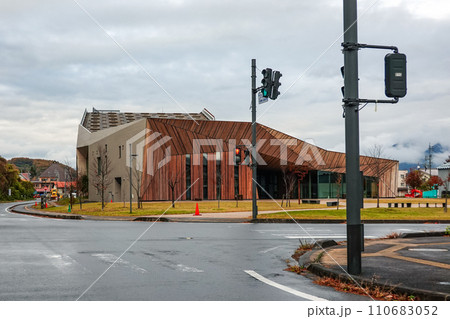 隈研吾設計の飯山市文化交流館なちゅら（長野県飯山市） 110683052