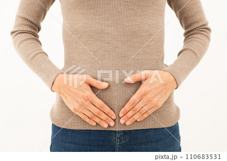 ミドル女性ダイエットイメージ ミドル女性ダイエットイメージ 110683531