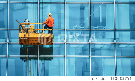 ビルの窓の清掃 ビルの窓の清掃 110683754