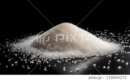 山盛りの砂糖とシンプルな背景　AI生成画像 110684272