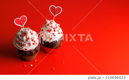 Cupcake love 110696022
