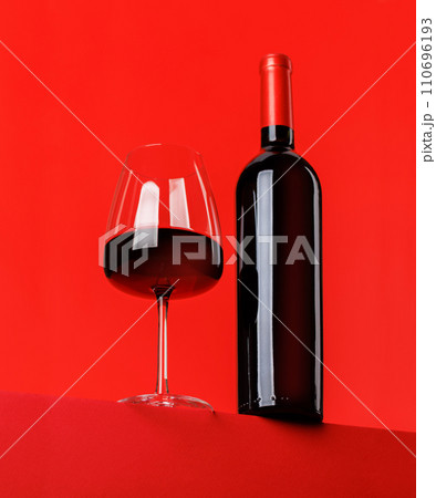 Red wine elegance Red wine elegance 110696193