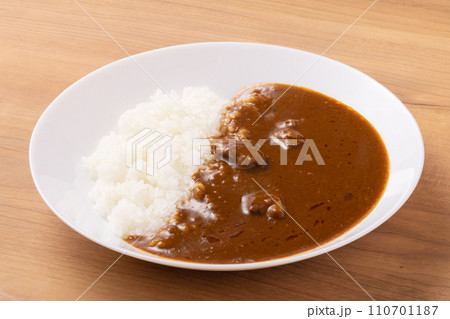 スパイシーチキンカレー　 110701187