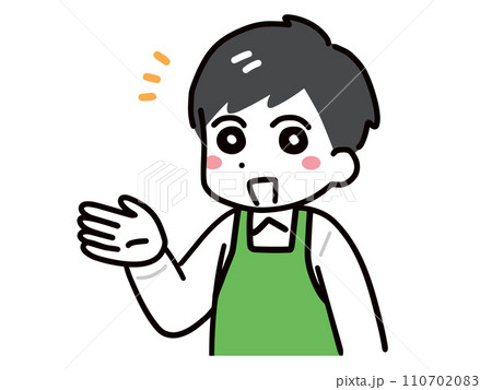 笑顔で紹介している緑エプロンの男性店員 笑顔で紹介している緑エプロンの男性店員 110702083