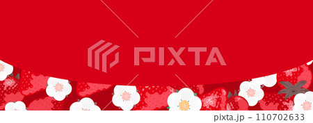 いちご(苺)やイチゴの花が描かれたコピースペースのある背景フレームの春素材_赤 110702633