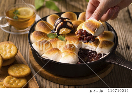 あんこを使ったスキレットスモア 110710013