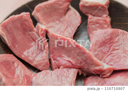 新鮮な牛の心臓肉　(牛ハツ) 110710807