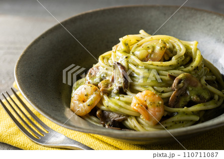 海老とマッシュルームのジェノベーゼ 110711087