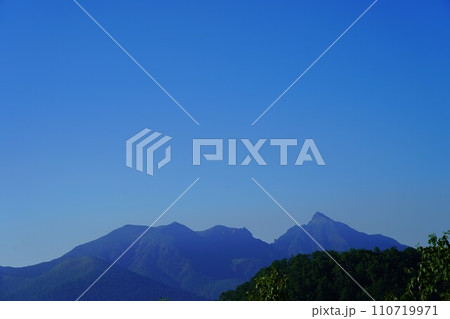 石狩岳シュナイダーコースからのニぺソツ山 石狩岳シュナイダーコースからのニぺソツ山 110719971