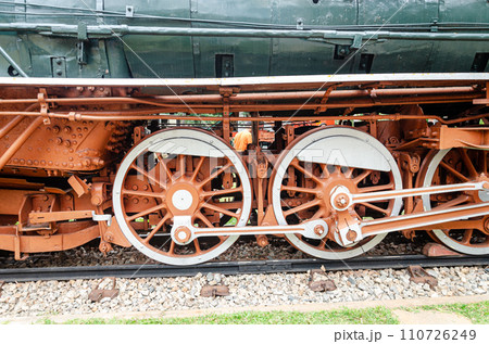 Drive part of a locomotive steam engine Drive part of a locomotive steam engine 110726249