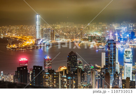 香港 100万ドルの夜景 ビクトリアピークから眺望 香港 100万ドルの夜景 ビクトリアピークから眺望 110731013