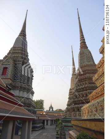 ワットポーの仏塔 タイ・バンコク ワットポーの仏塔 タイ・バンコク 110736134