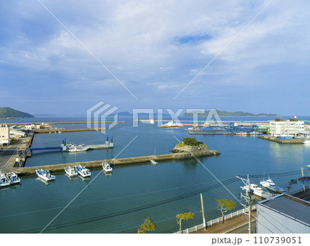 長崎県五島市・福江島 福江港 / Fukue Port, Goto, Japan 長崎県五島市・福江島 福江港 / Fukue Port, Goto, Japan 110739051