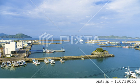 長崎県五島市・福江島 福江港 / Fukue Port, Goto, Japan 長崎県五島市・福江島 福江港 / Fukue Port, Goto, Japan 110739055