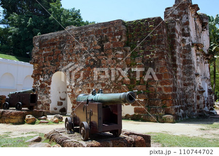 マラッカ　サンチャゴ砦 110744702