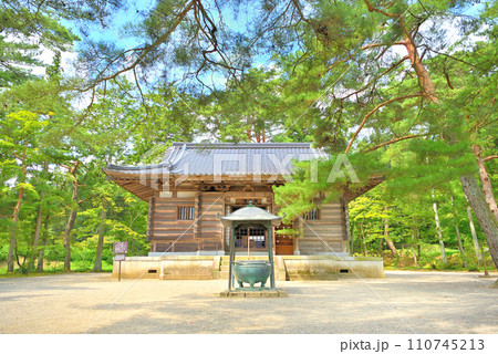 東北・平泉・毛越寺浄土庭園・見所の一つ、毛越寺を開いた慈覚大師円仁をまつる開山堂・岩手県平泉町(4) 東北・平泉・毛越寺浄土庭園・見所の一つ、毛越寺を開いた慈覚大師円仁をまつる開山堂・岩手県平泉町(4) 110745213
