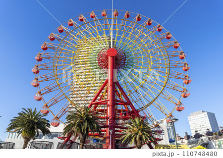 神戸ハーバーランド　モザイク大観覧車　兵庫県神戸市 110748480
