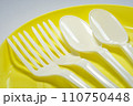 脱プラスチック 110750448